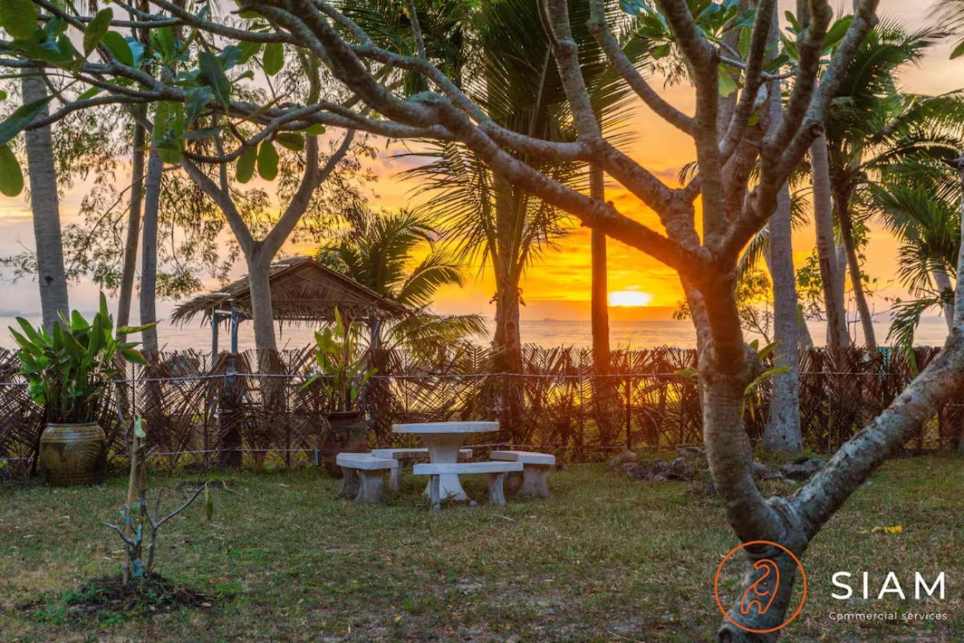 The Wooden Beach House 3Br - Sunset Beach Garden Taling Ngam  Luaran gambar