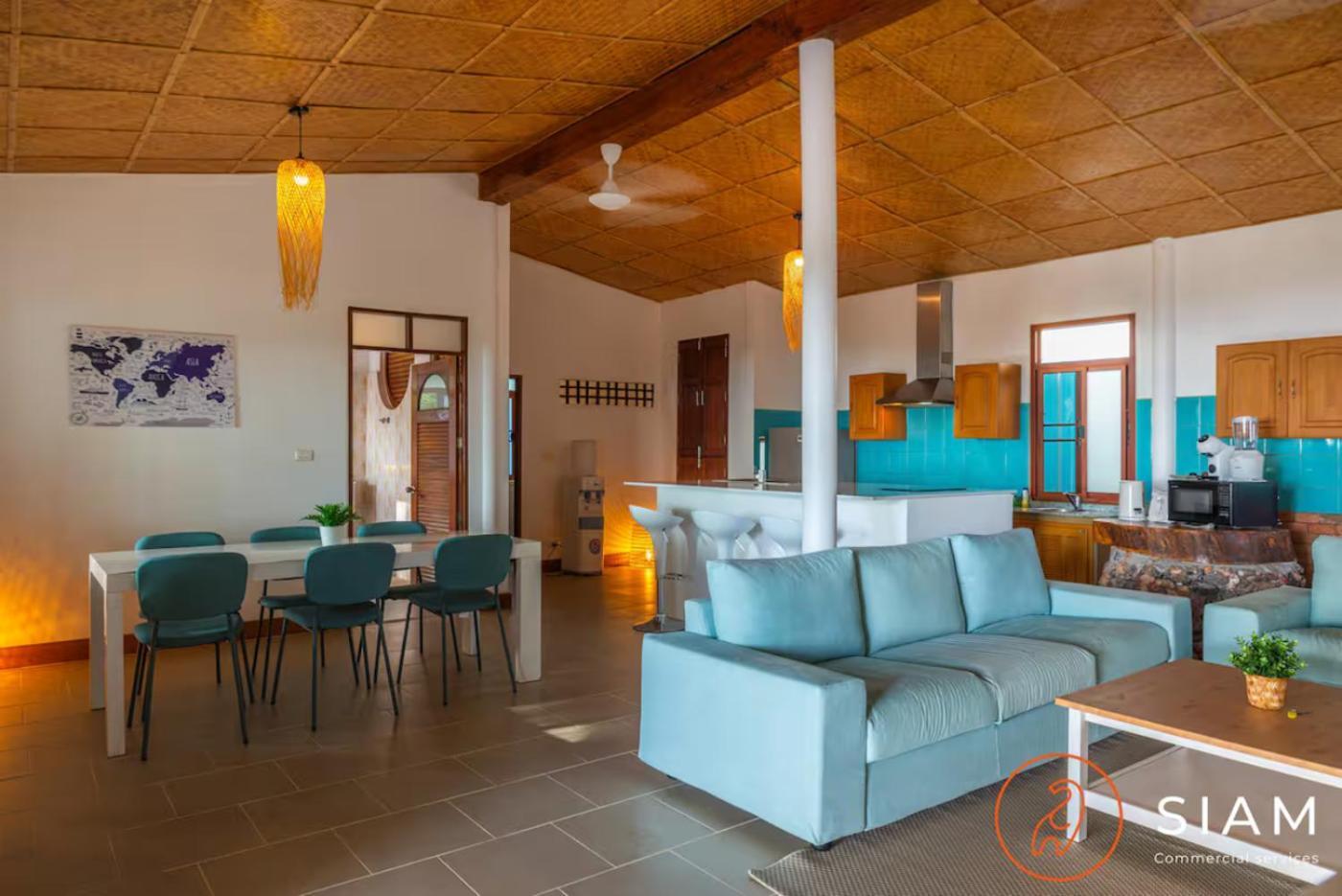 The Wooden Beach House 3Br - Sunset Beach Garden Taling Ngam  Luaran gambar