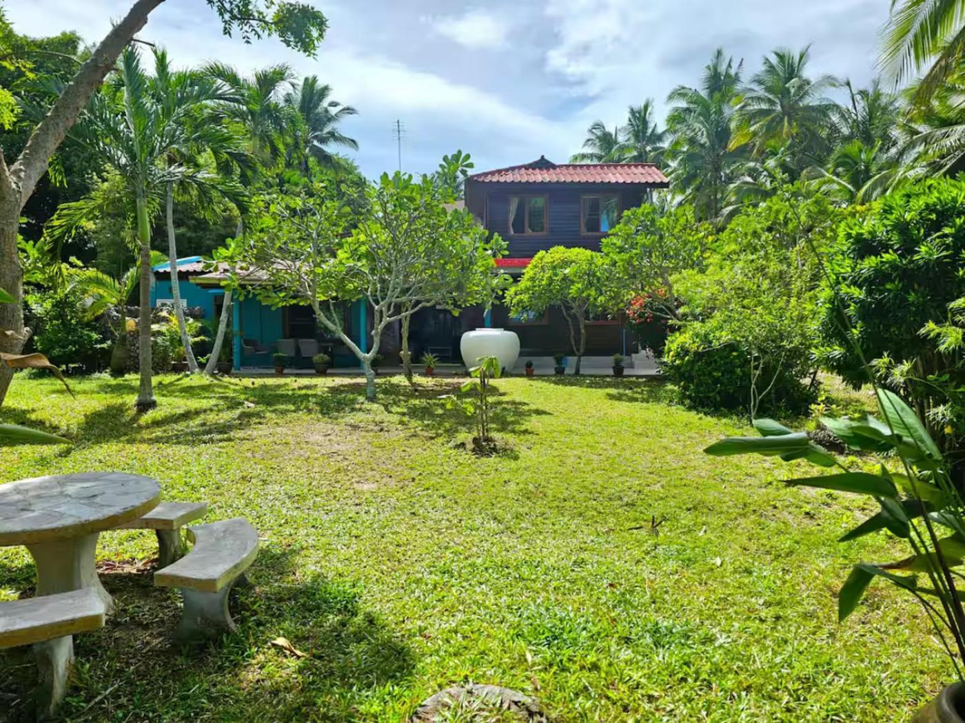 The Wooden Beach House 3Br - Sunset Beach Garden Taling Ngam  Luaran gambar