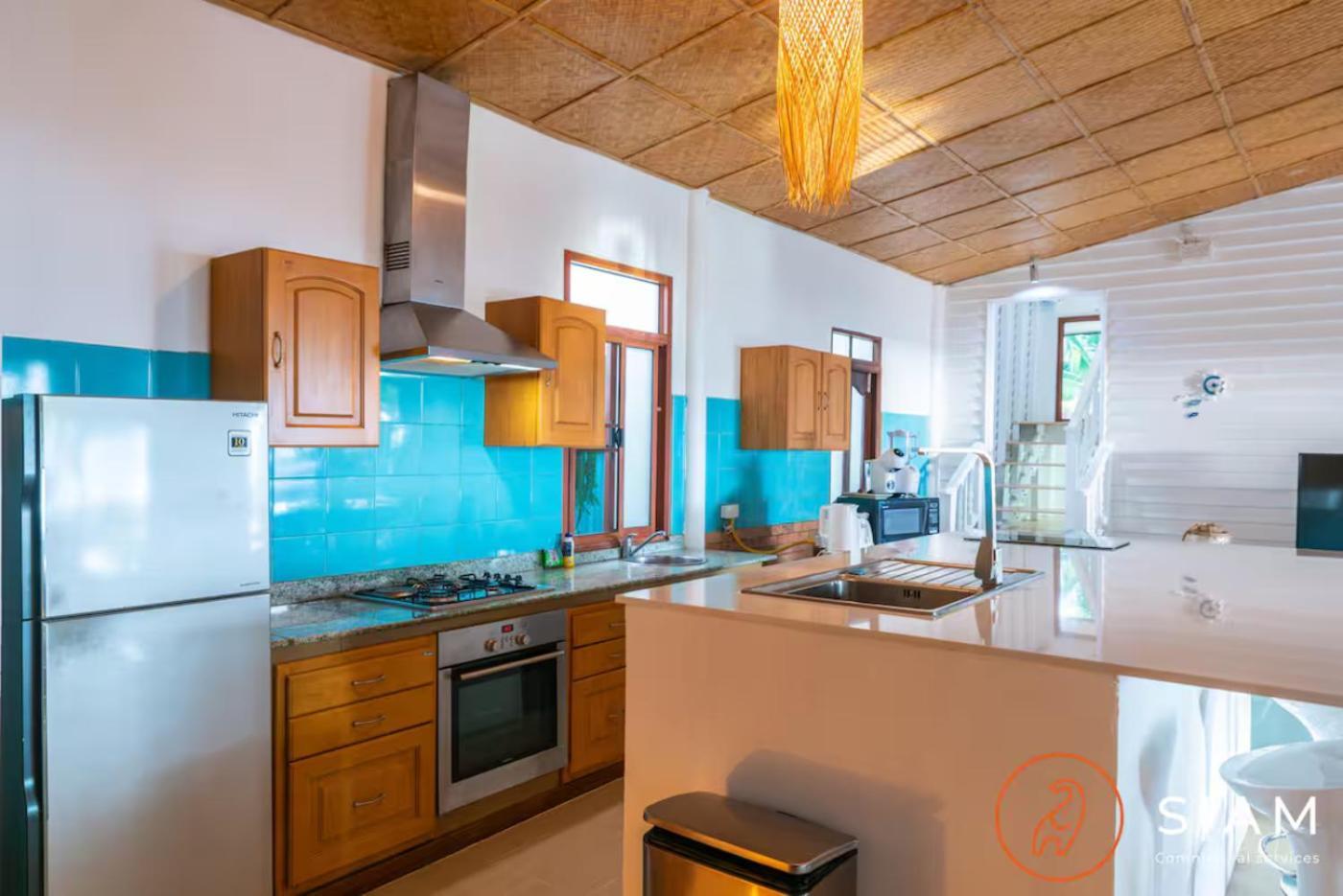 The Wooden Beach House 3Br - Sunset Beach Garden Taling Ngam  Luaran gambar