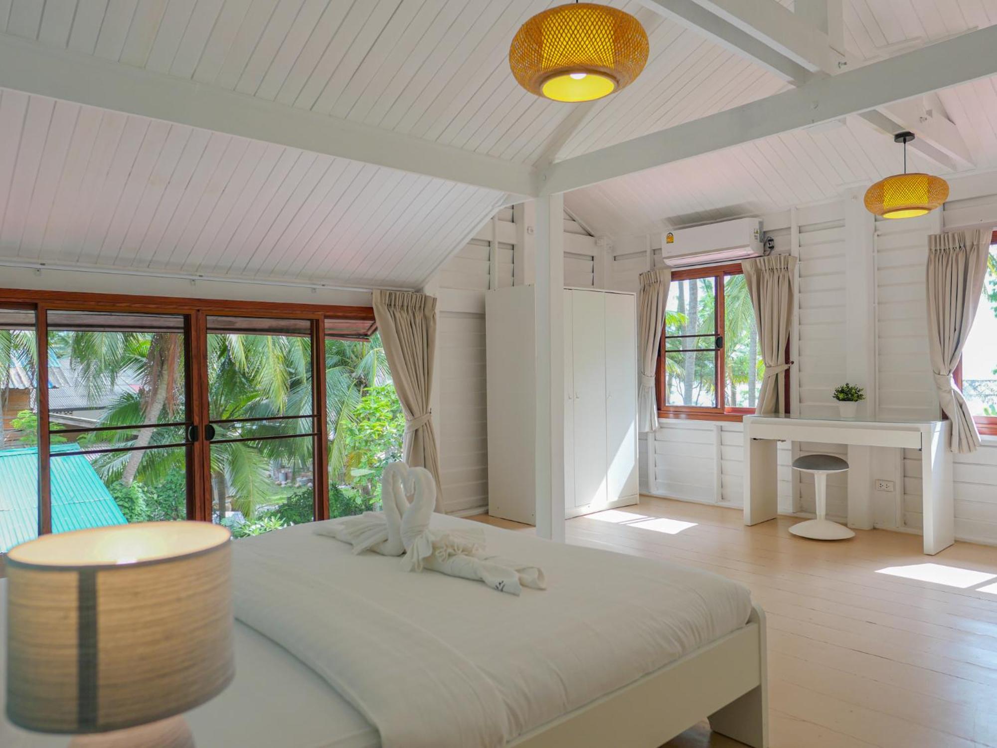 The Wooden Beach House 3Br - Sunset Beach Garden Taling Ngam  Luaran gambar