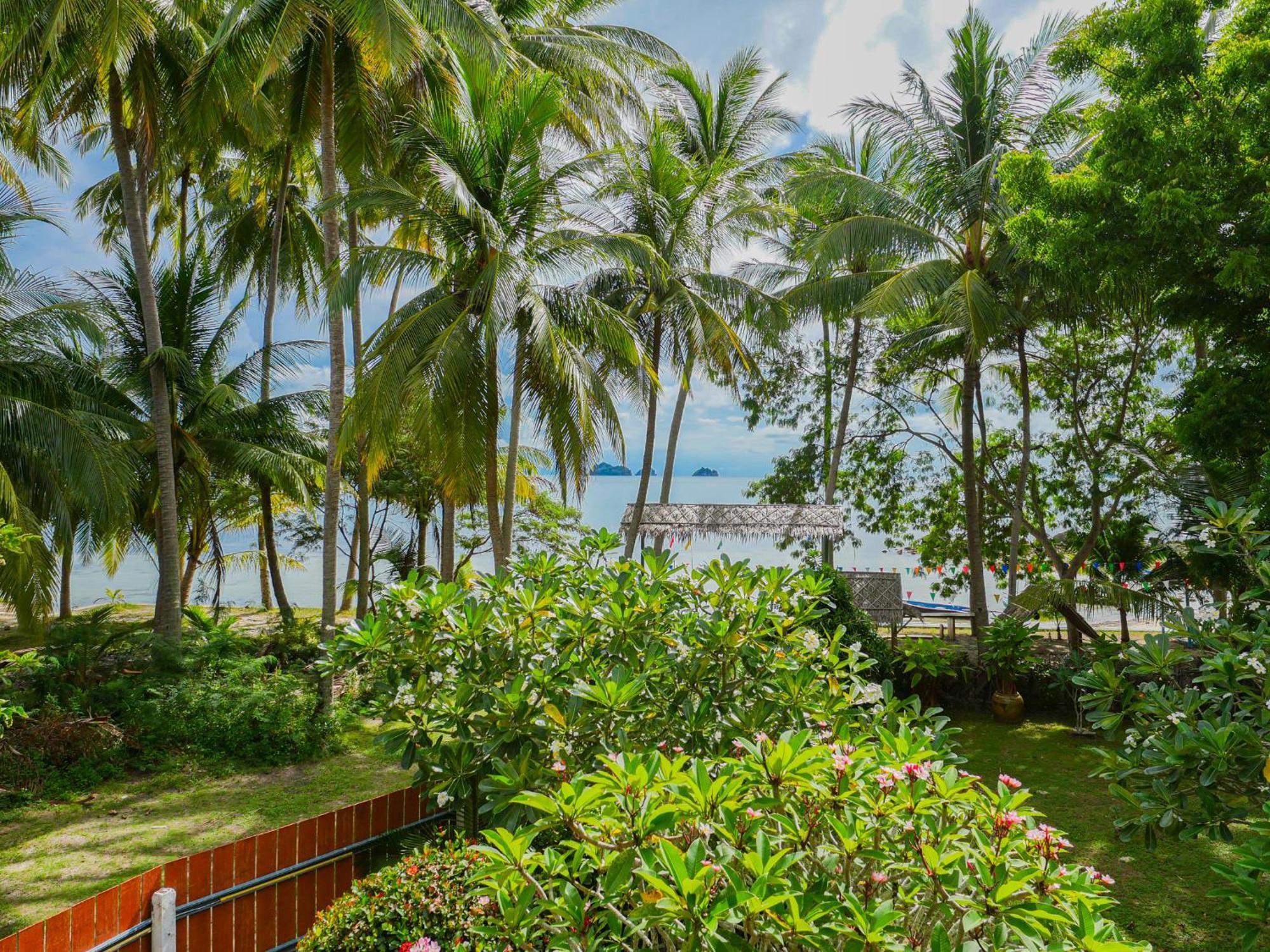 The Wooden Beach House 3Br - Sunset Beach Garden Taling Ngam  Luaran gambar